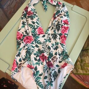 Cupshe Floral deep v one piece swimsuit
